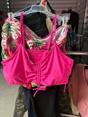 Pink Tropical Print Tankini Top With Ruched Details & Adjustable Straps